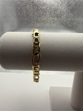 7 Inch Figaro Link Bracelet – 8 MM, 18k dipped, 14k stamped.